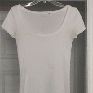 White short sleeve shirt